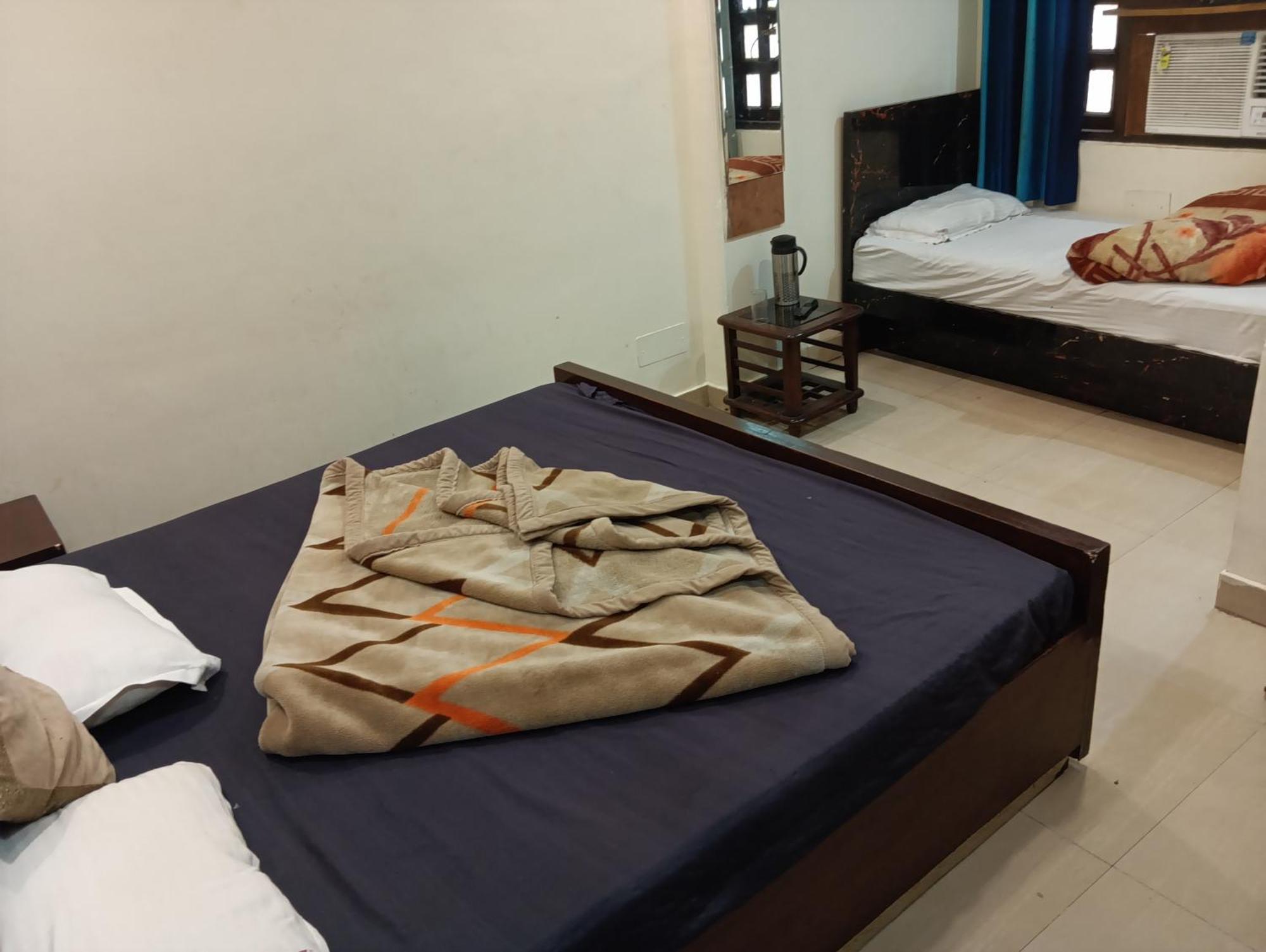 Hotel Mourya Dx New Delhi