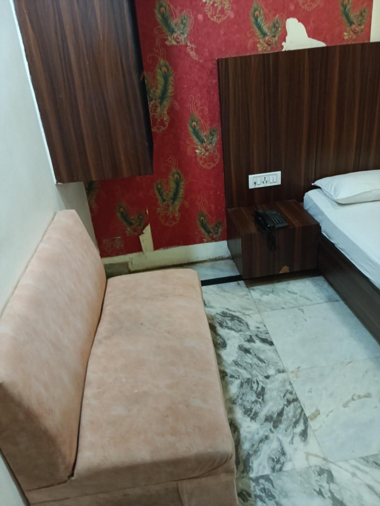Mourya Dx 3* New Delhi