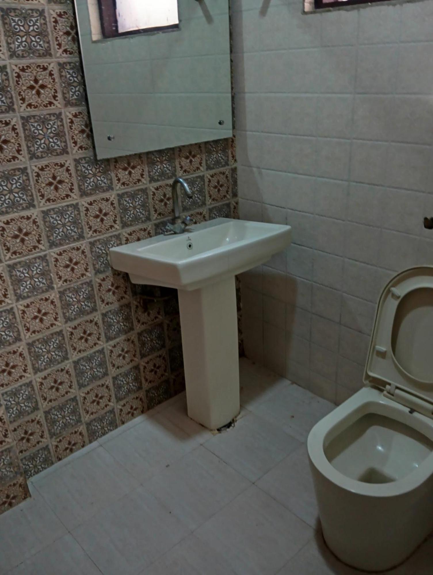 Mourya Dx Hotel